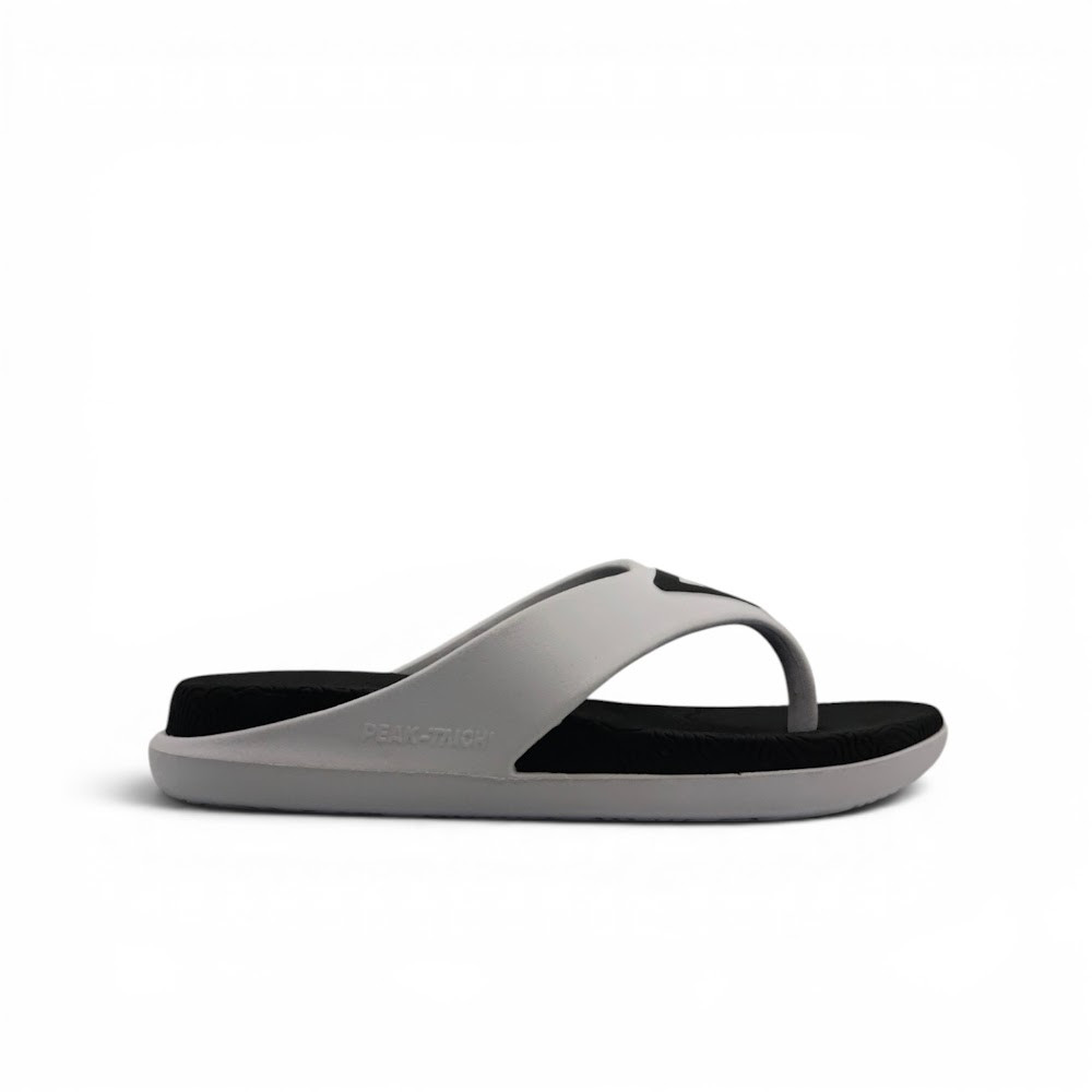 Sports slippers