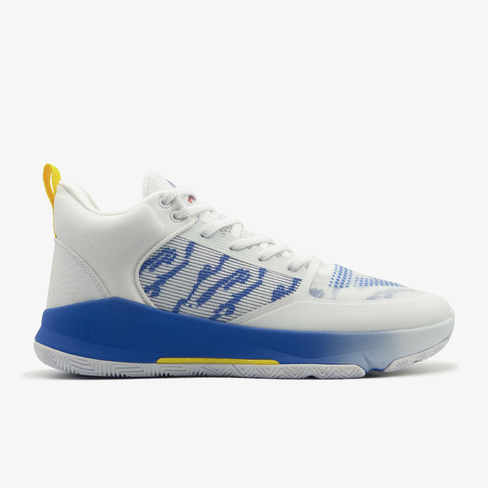 BASKETBALL SHOES